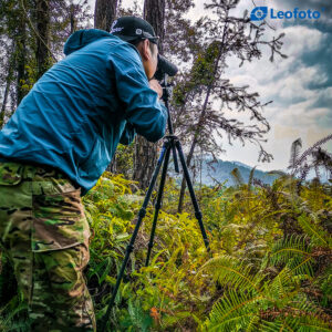 Leofoto LO-223CS + SW-02 Carbon Fiber Tripod + 2-Way Pan Head Kit for Binoculars | 22 lb Max Load